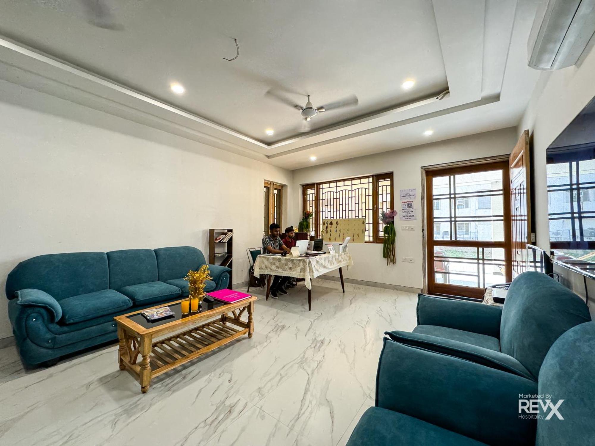 Guru Sadan A Luxe Stay Ayodhya エクステリア 写真