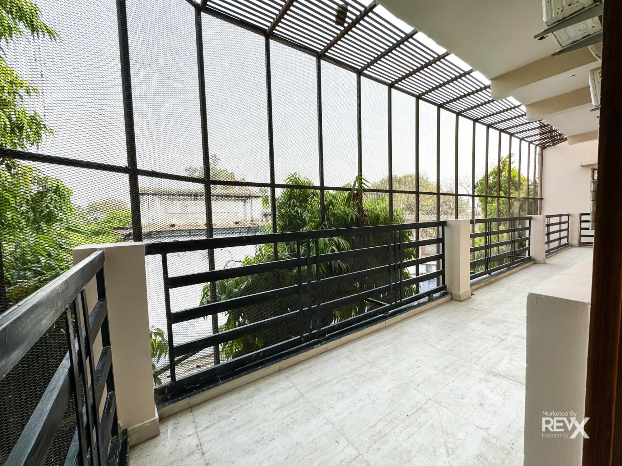 Guru Sadan A Luxe Stay Ayodhya エクステリア 写真