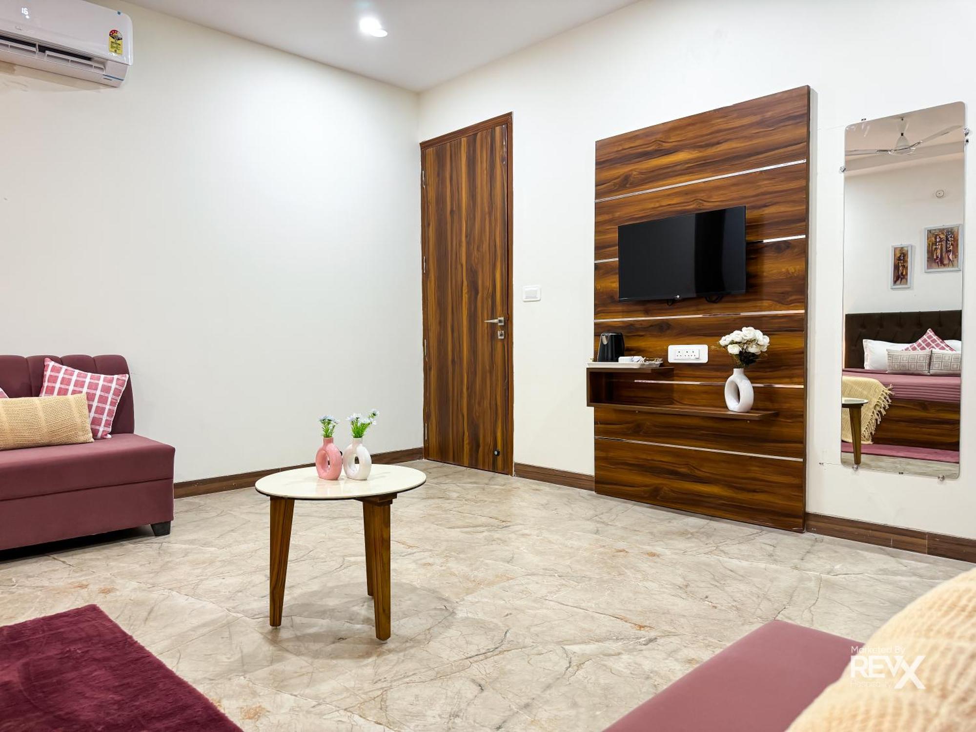 Guru Sadan A Luxe Stay Ayodhya エクステリア 写真